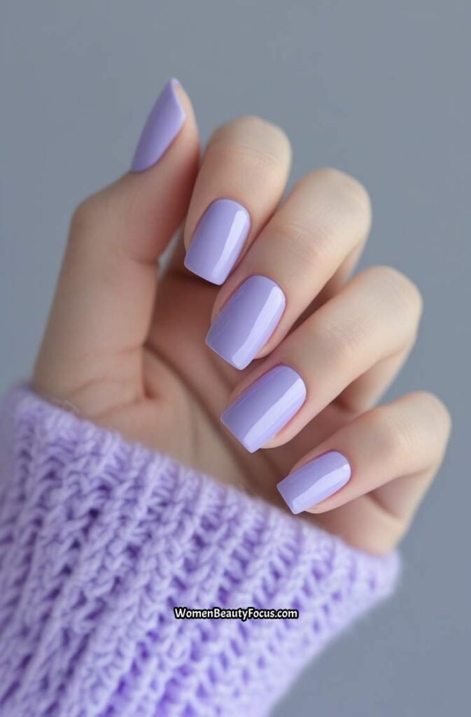 5. Light Lavender Short Nails
