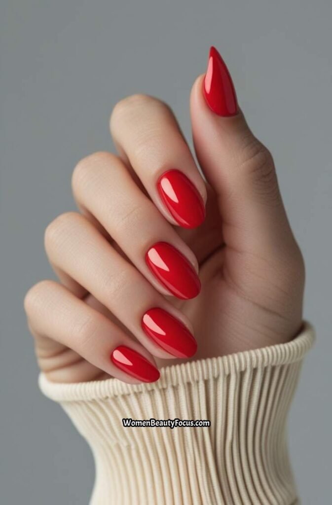 15. Candy Apple Red Short Nails