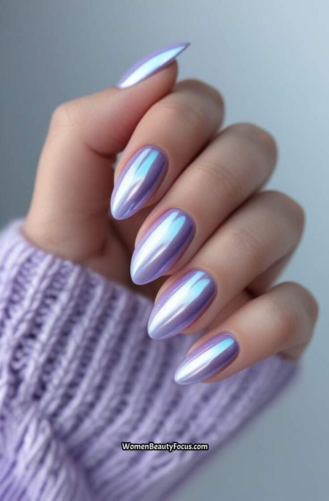 17. Lavender Chrome Pastel Nails