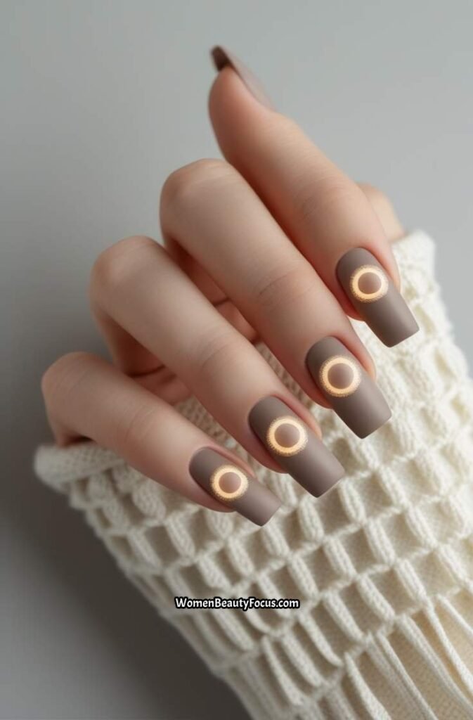 17. Neutral Aura Nails with Subtle Warm Glow