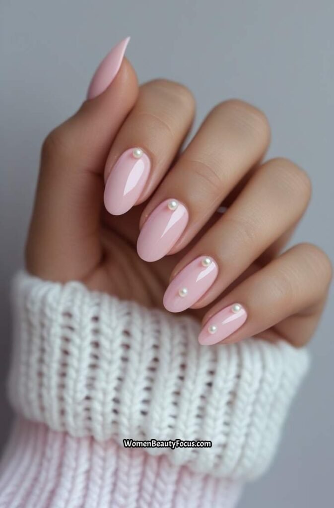 20. Blush Pink Nails with Pearls