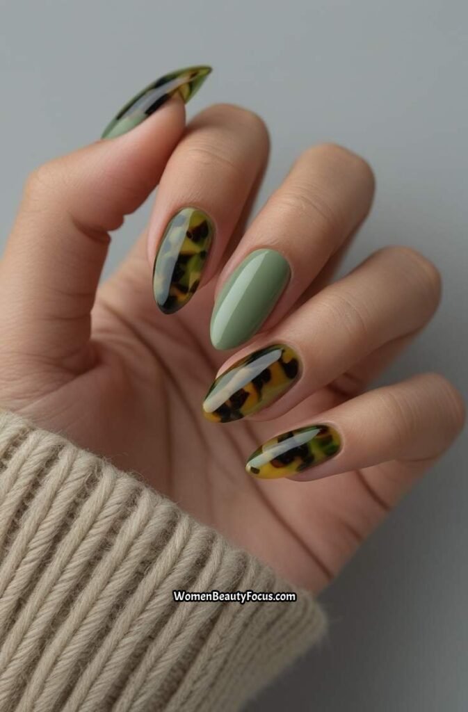 21. Green Tortoiseshell Accent Nails